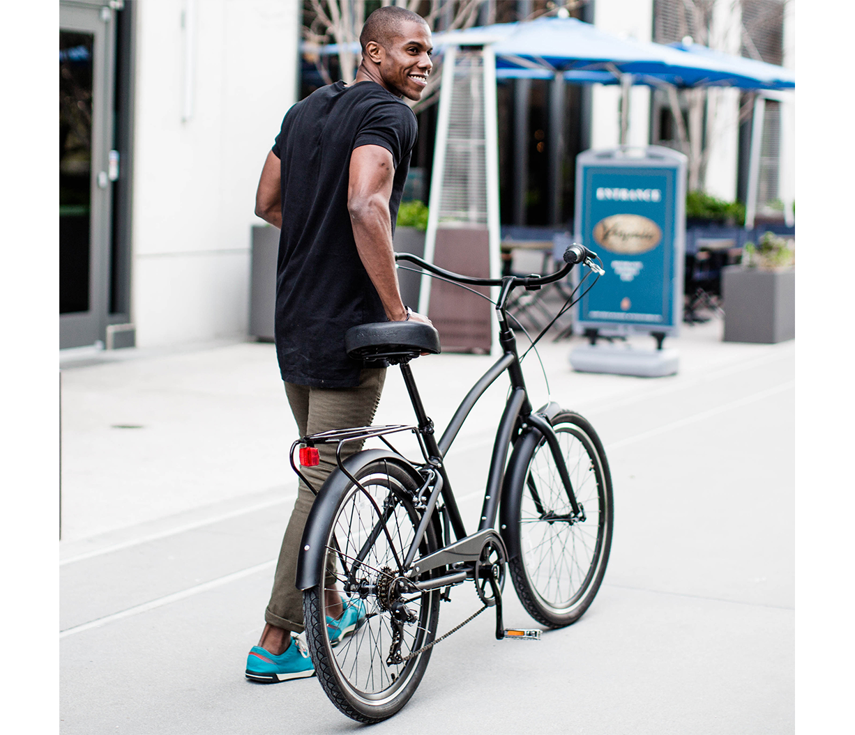 sixthreezero EVRYjourney Men's 7 Speed Touring Hybrid Bike